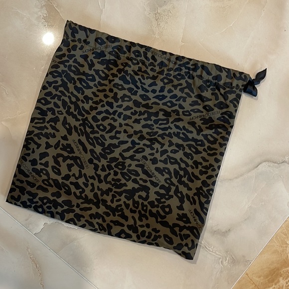 REBECCA MINKOFF Mini MAC Convertible Cross-body Handbag - Picture 8 of 8